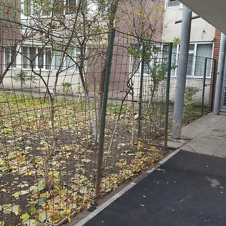 Garsoniera Apartman Bukarest Kültér fotó